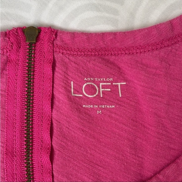 LOFT Set of 2 Zip Back Tanks - Size M - Picture 6 of 13
